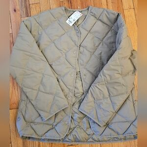Uniqlo Pufftech Beige Relaxed Quilted Jacket (M)